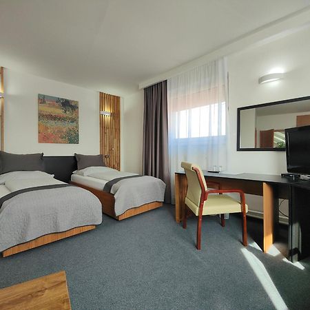 Hotel P7 Lučenec Exteriér fotografie
