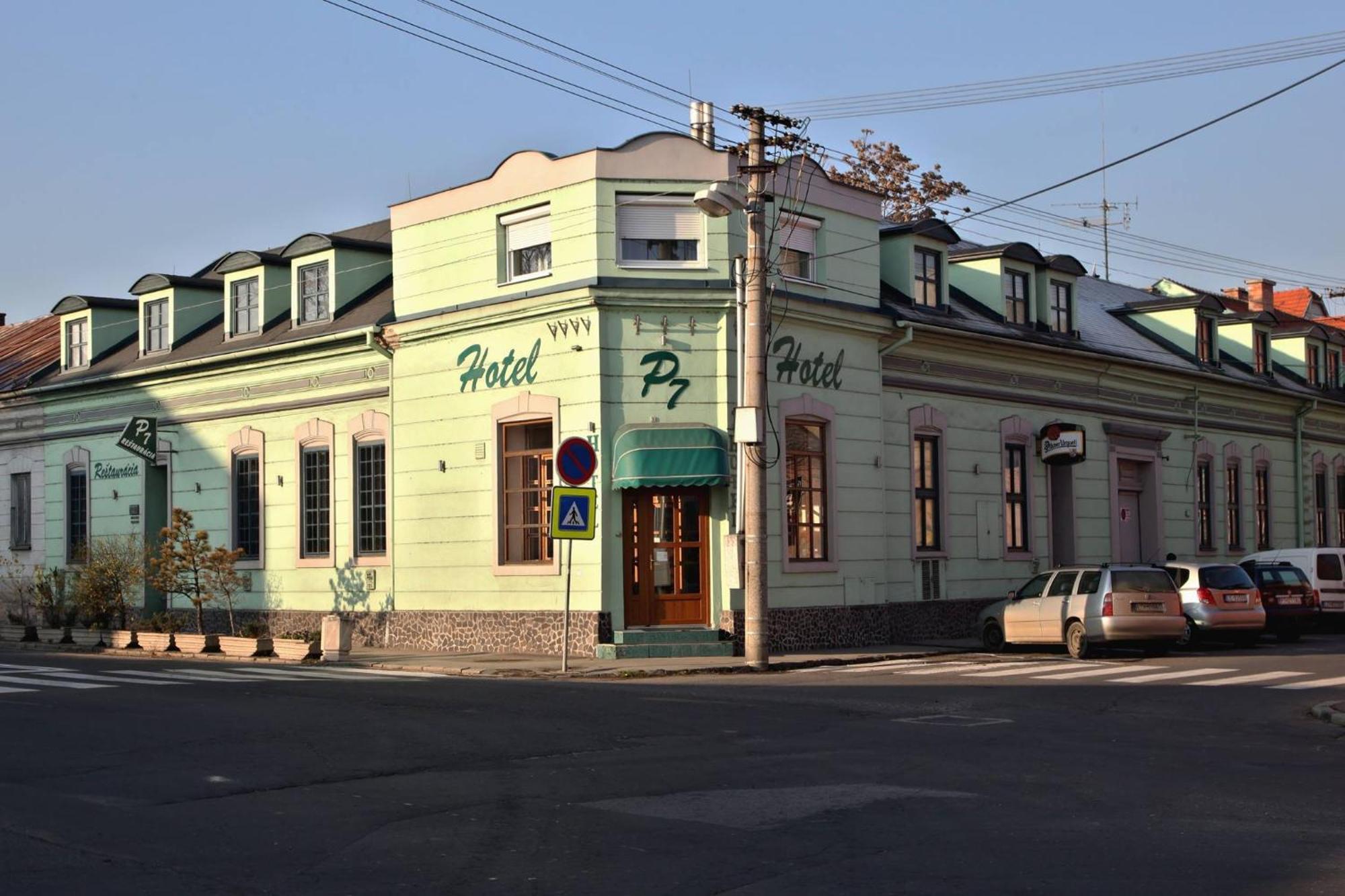 Hotel P7 Lučenec Exteriér fotografie